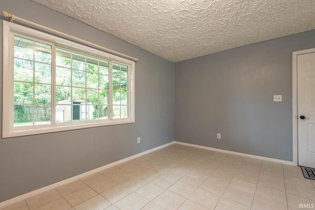 397 S Poplar Drive, Ellettsville, IN 47429
