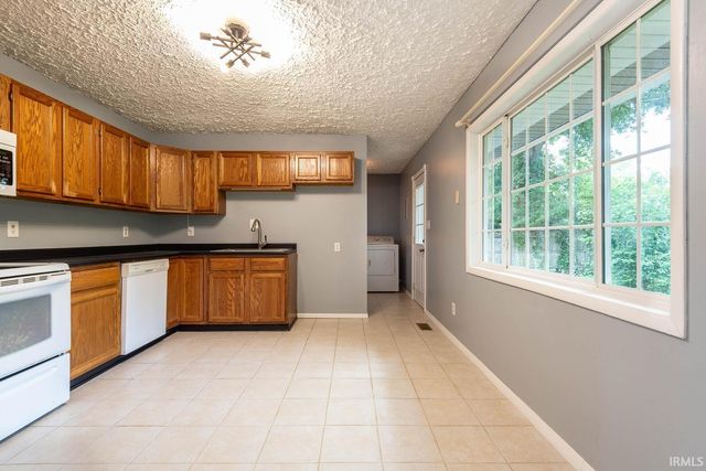 397 S Poplar Drive, Ellettsville, IN 47429