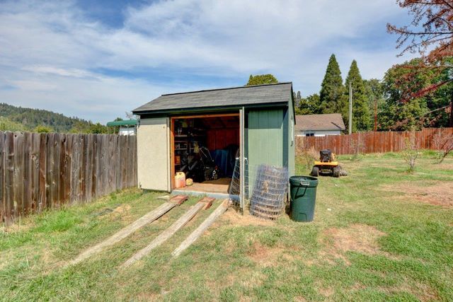 112 Arroyo Drive, Grants Pass, OR 97527