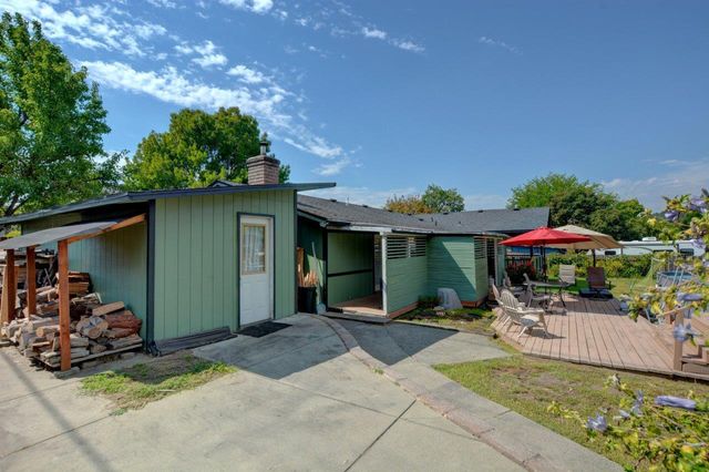 112 Arroyo Drive, Grants Pass, OR 97527