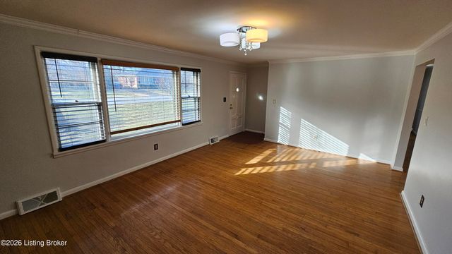 3131 Marlin Rd, Louisville, KY 40220