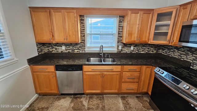 3131 Marlin Rd, Louisville, KY 40220