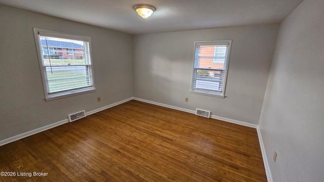 3131 Marlin Rd, Louisville, KY 40220