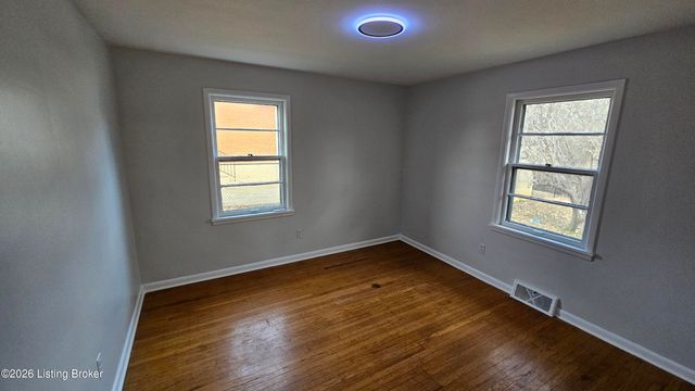 3131 Marlin Rd, Louisville, KY 40220