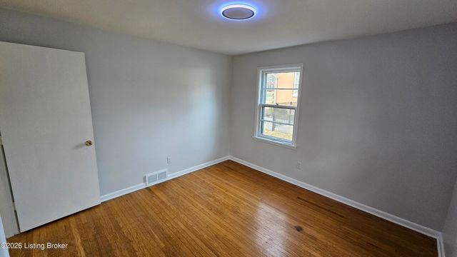 3131 Marlin Rd, Louisville, KY 40220