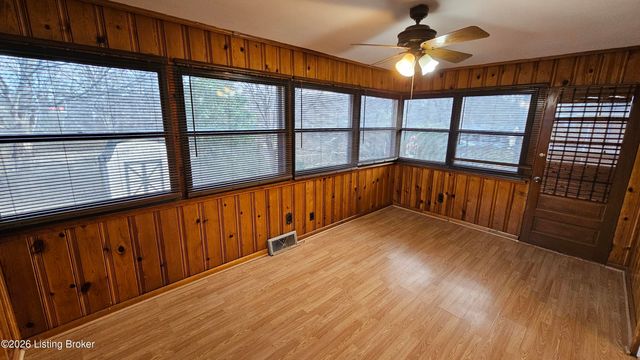 3131 Marlin Rd, Louisville, KY 40220