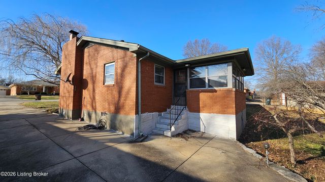 3131 Marlin Rd, Louisville, KY 40220