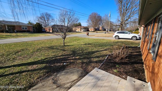 3131 Marlin Rd, Louisville, KY 40220