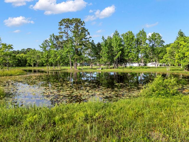 16452 Edgefield Lane, Conroe, TX 77302