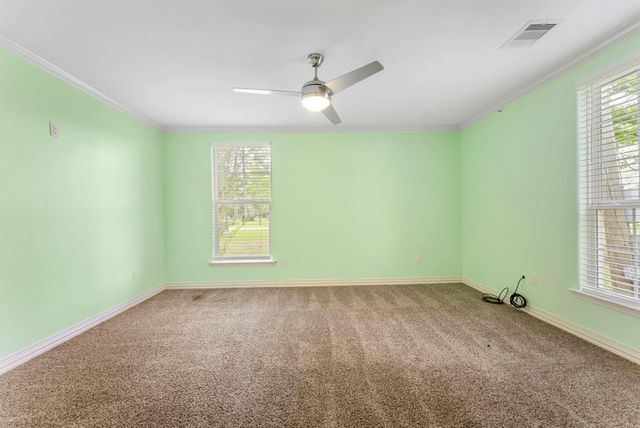 16452 Edgefield Lane, Conroe, TX 77302
