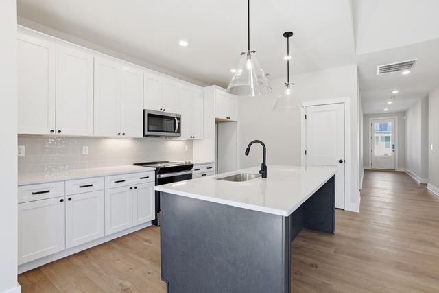 2544 Butlers Green Circle 4, Chattanooga, TN 37421