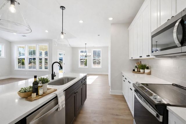 2544 Butlers Green Circle 4, Chattanooga, TN 37421