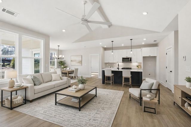 2544 Butlers Green Circle 4, Chattanooga, TN 37421