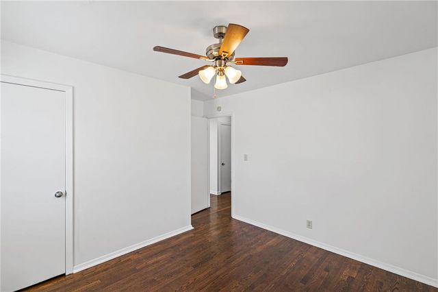 3916 S Spring Street, Independence, MO 64055