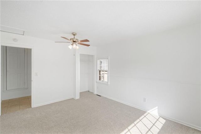 3916 S Spring Street, Independence, MO 64055