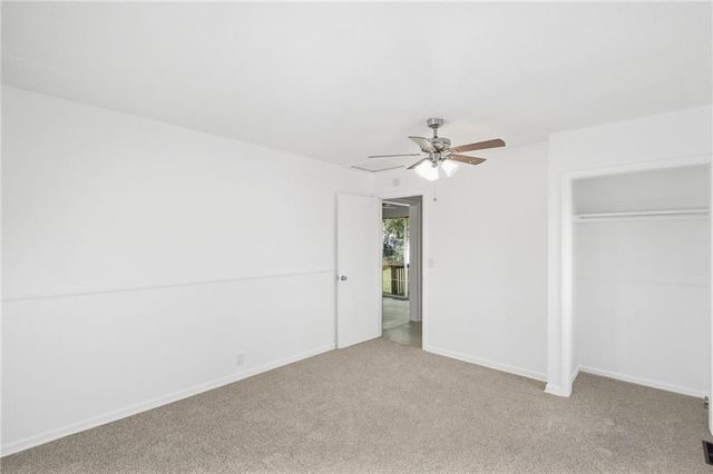 3916 S Spring Street, Independence, MO 64055