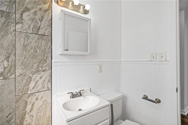 3916 S Spring Street, Independence, MO 64055