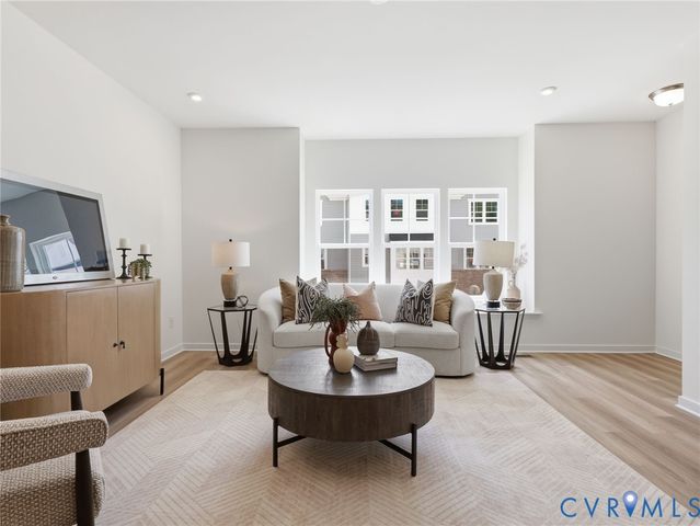 287 Greenpark Rd, Sandston, VA 23150