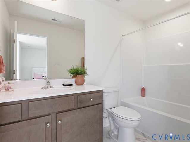 287 Greenpark Rd, Sandston, VA 23150