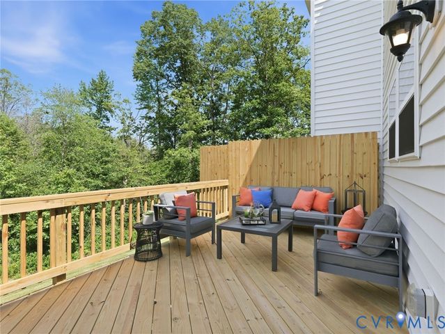 287 Greenpark Rd, Sandston, VA 23150
