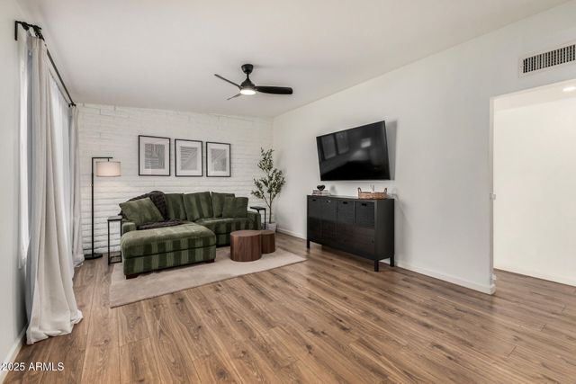 1964 E WESLEYAN Drive, Tempe, AZ 85282