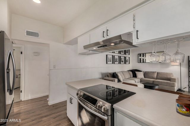 1964 E WESLEYAN Drive, Tempe, AZ 85282