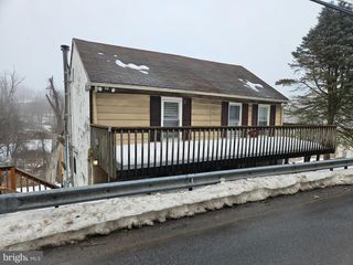 746 WAGONTOWN RD, Coatesville, PA 19320