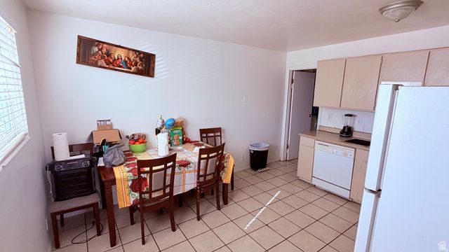 4749 W ARLINGTON PARK DR, West Valley City, UT 84120