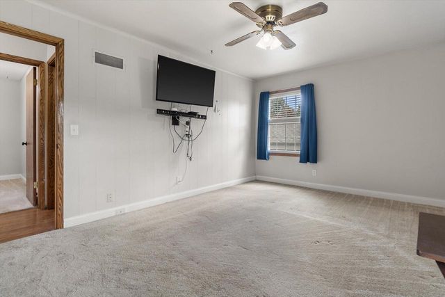 7053 N 45th STREET, Milwaukee, WI 53223