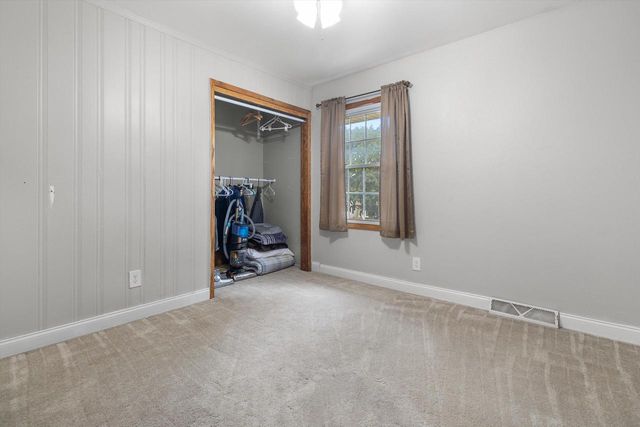 7053 N 45th STREET, Milwaukee, WI 53223