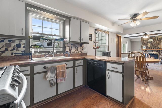 7053 N 45th STREET, Milwaukee, WI 53223