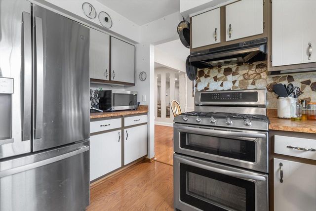 7053 N 45th STREET, Milwaukee, WI 53223