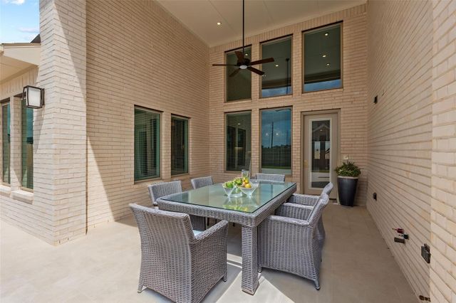 541 Sprigtail Drive, Katy, TX 77493