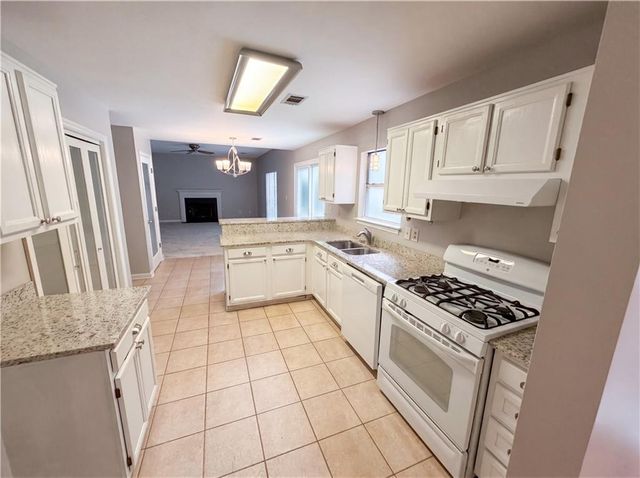 40 Stephanie Drive, Newnan, GA 30265