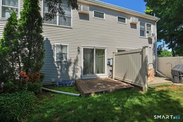 400 North Main Street 31, Manchester, CT 06040