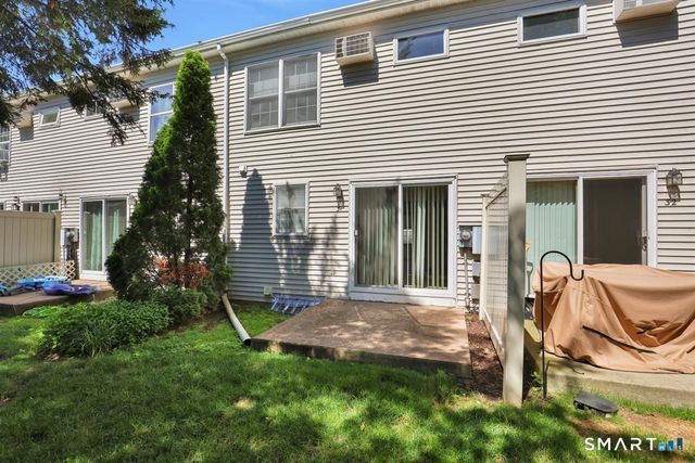 400 North Main Street 31, Manchester, CT 06040