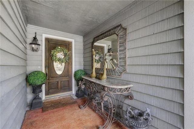 400 N Kimberly Court, Roswell, GA 30076