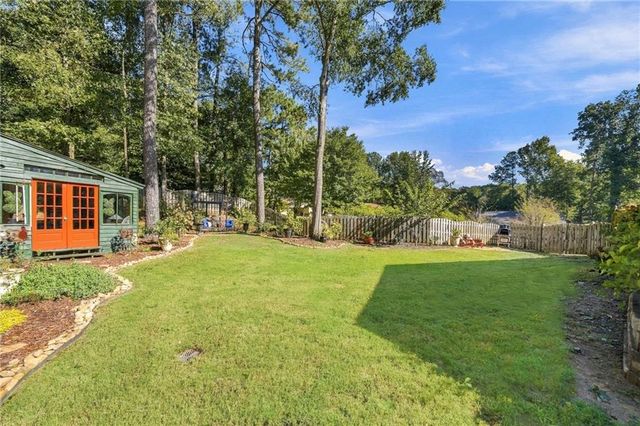 400 N Kimberly Court, Roswell, GA 30076
