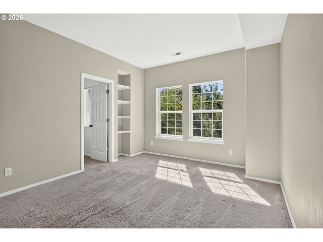 1035 Se ALIKA Ave, Hillsboro, OR 97123