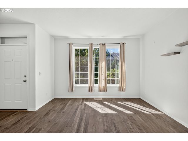 1035 Se ALIKA Ave, Hillsboro, OR 97123