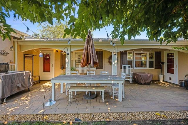 2120 Mountain View Drive, Escondido, CA 92027