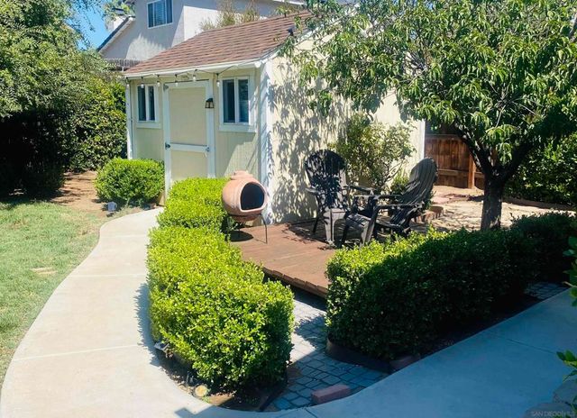 2120 Mountain View Drive, Escondido, CA 92027