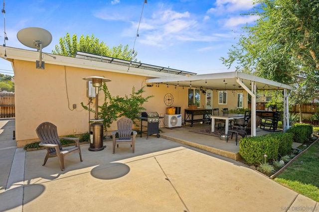 2120 Mountain View Drive, Escondido, CA 92027