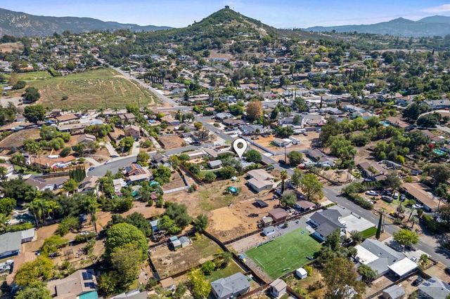 2120 Mountain View Drive, Escondido, CA 92027