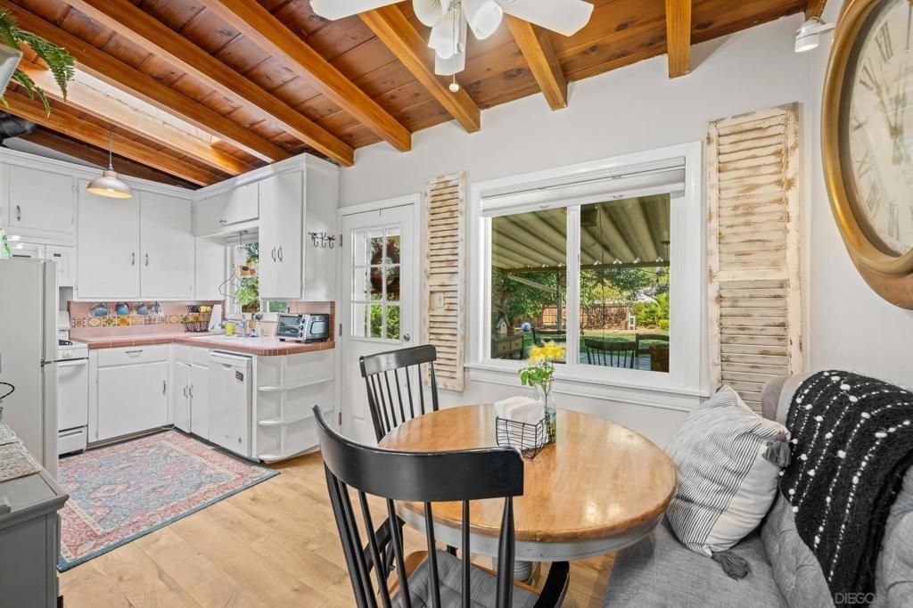 2120 Mountain View Drive, Escondido, CA 92027