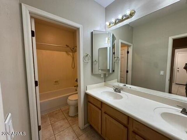 26216 N 73rd Avenue, Peoria, AZ 85383