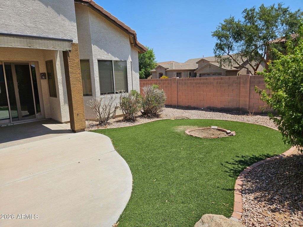 26216 N 73rd Avenue, Peoria, AZ 85383