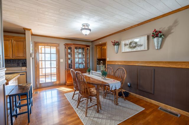 103 Daniel Cir, Collinwood, TN 38450