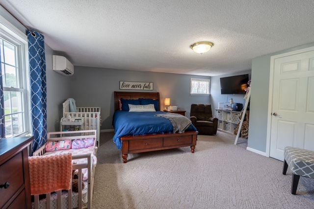103 Daniel Cir, Collinwood, TN 38450