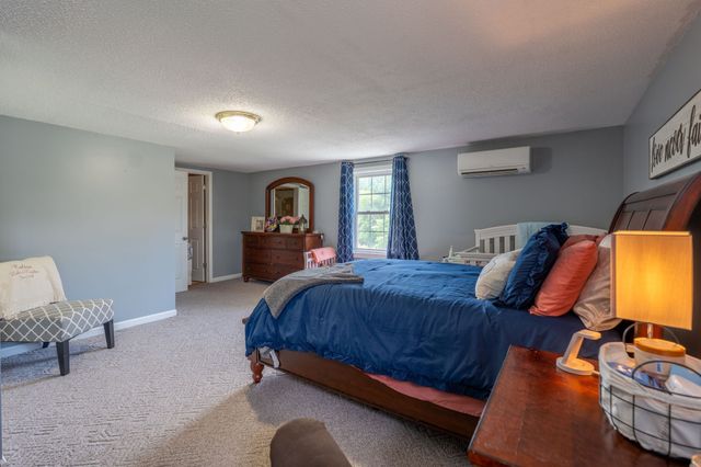 103 Daniel Cir, Collinwood, TN 38450